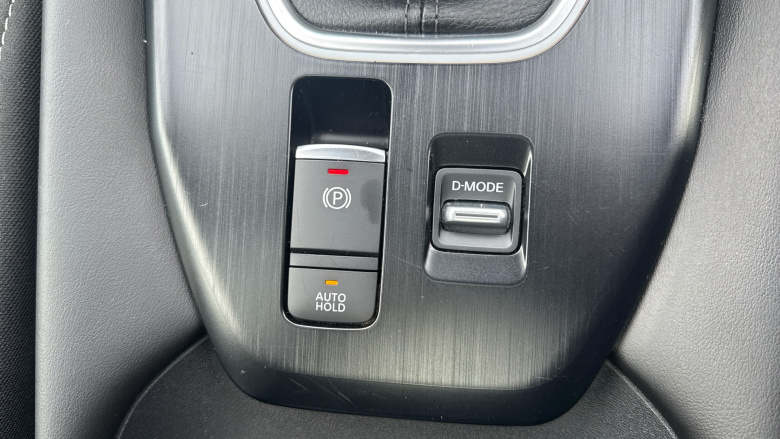 Nissan Qashqai 1.3 DiG-T MH Premiere Edition 5dr Petrol Hatchback